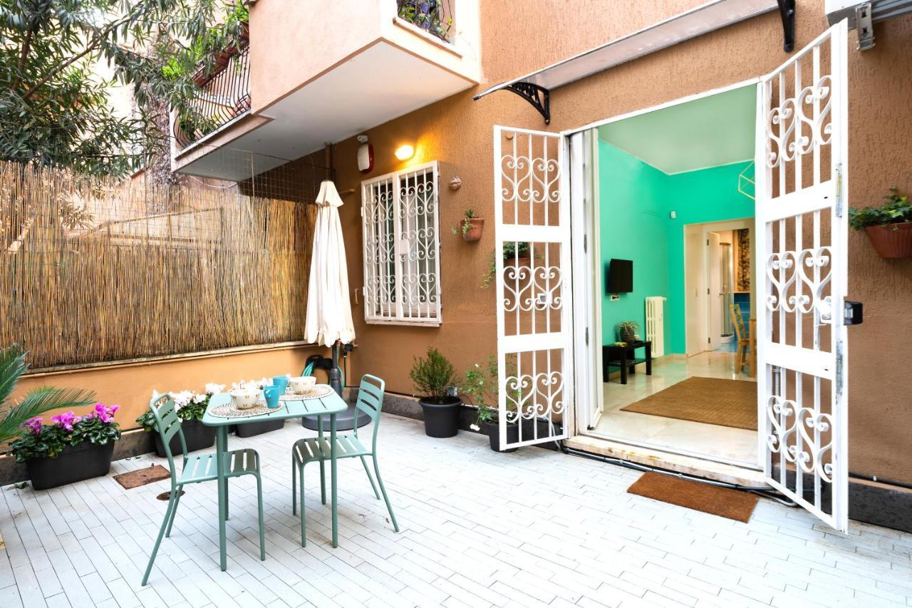 Casa Vegezio Near Vatican Museum And Metro Cipro Private Garden Check-In From 3 Pm To 10 Pm Kültér fotó